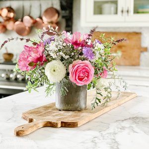 Meet your Posher, Mrs. Brett